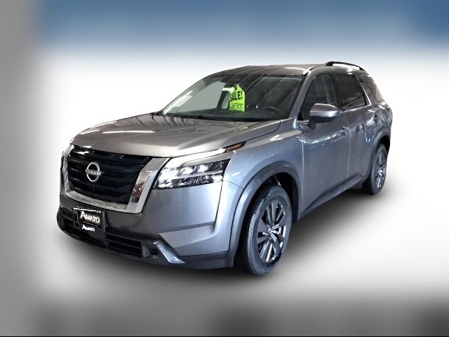 2022 Nissan Pathfinder SV