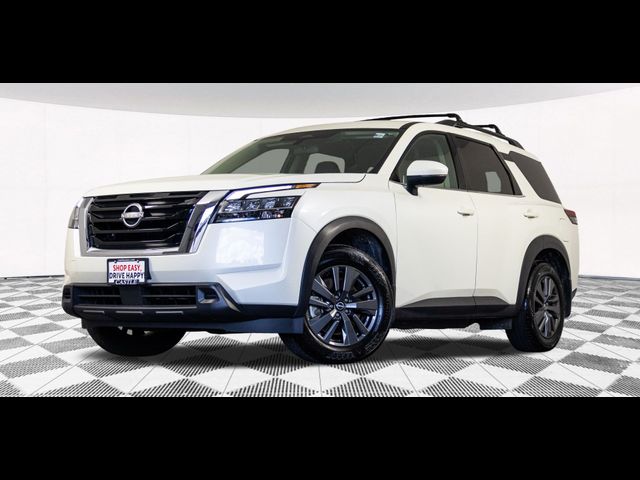 2022 Nissan Pathfinder SV