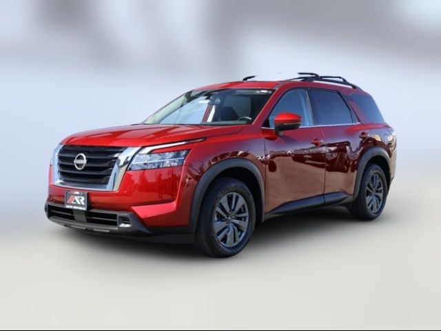 2022 Nissan Pathfinder SV