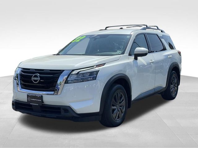 2022 Nissan Pathfinder SV