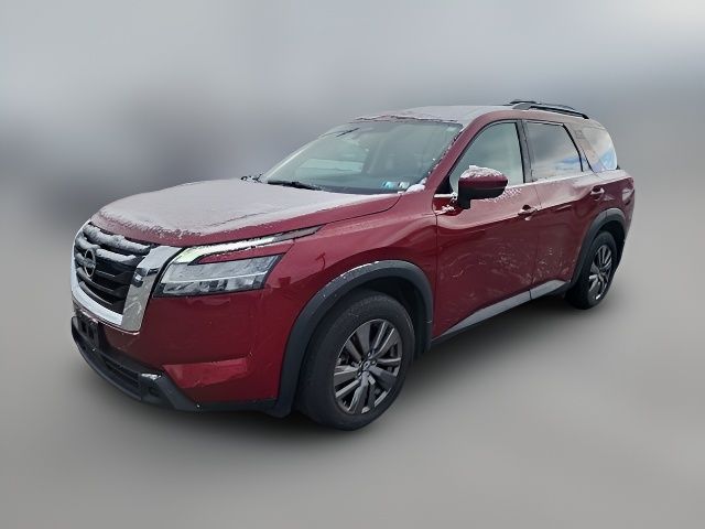 2022 Nissan Pathfinder SV