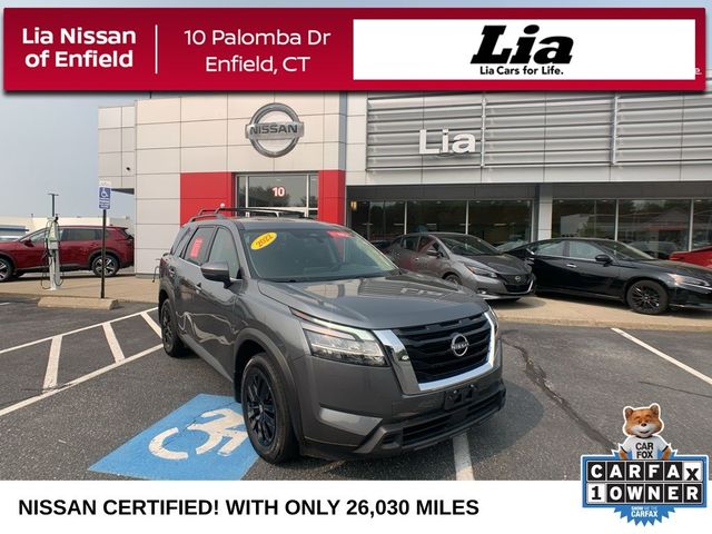 2022 Nissan Pathfinder SV