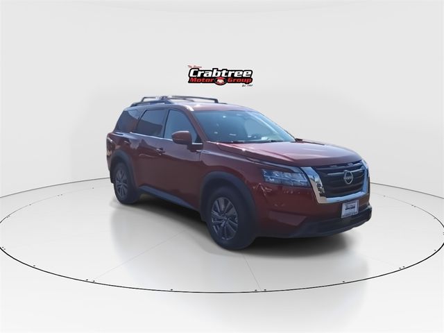 2022 Nissan Pathfinder SV