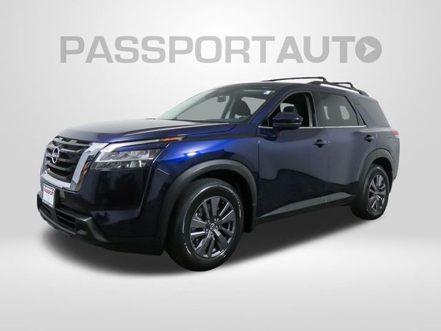 2022 Nissan Pathfinder SV