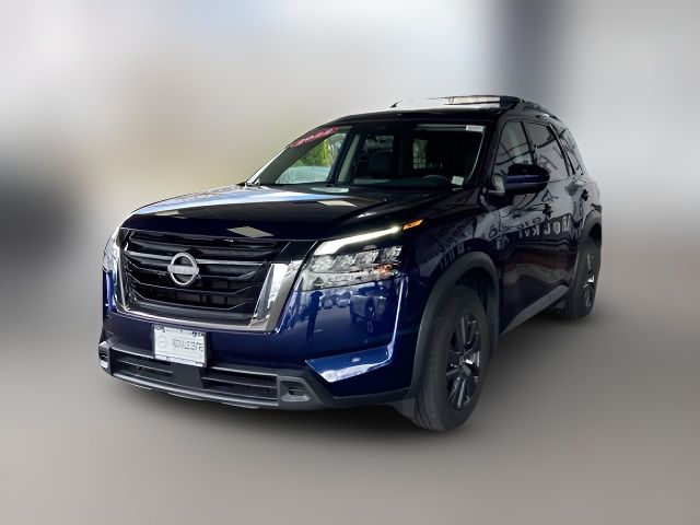 2022 Nissan Pathfinder SV