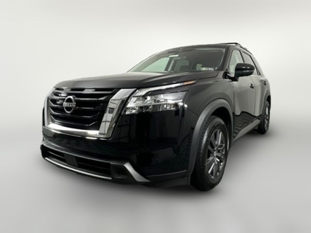 2022 Nissan Pathfinder SV