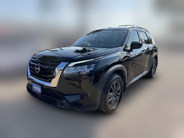 2022 Nissan Pathfinder SV