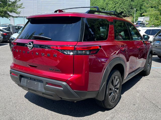 2022 Nissan Pathfinder SV