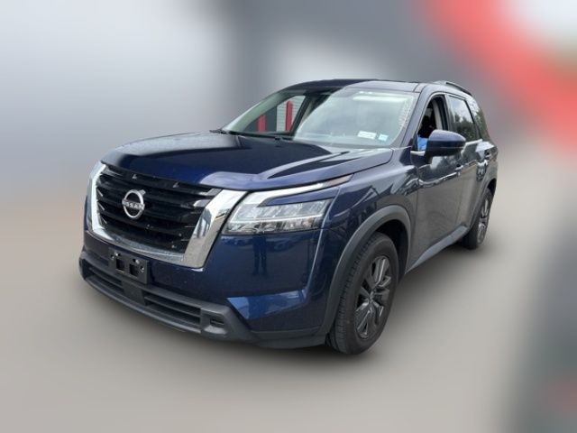 2022 Nissan Pathfinder SV