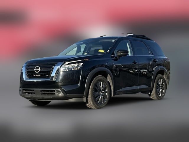 2022 Nissan Pathfinder SV
