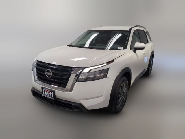 2022 Nissan Pathfinder SV