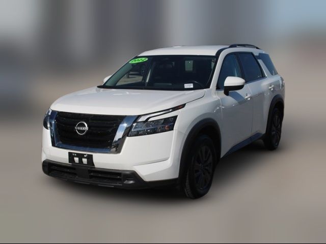 2022 Nissan Pathfinder SV