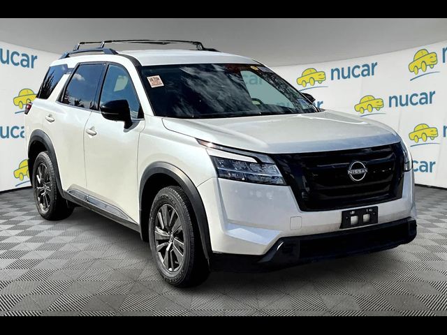 2022 Nissan Pathfinder SV