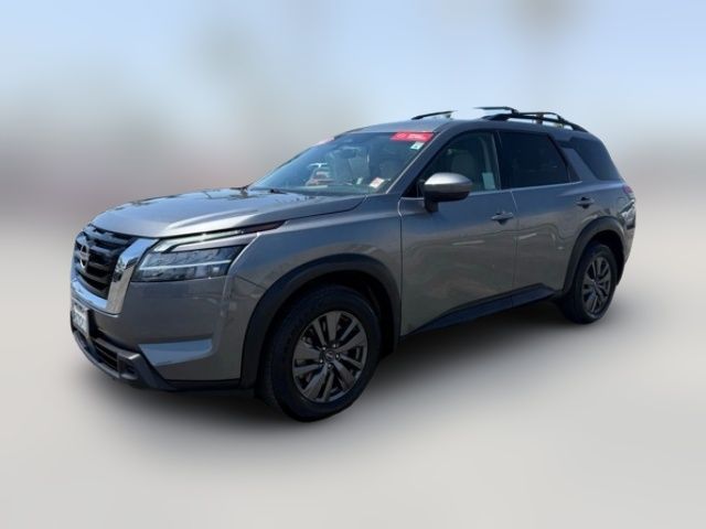 2022 Nissan Pathfinder SV