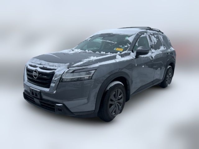 2022 Nissan Pathfinder SV