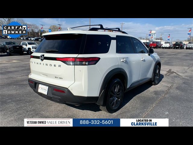 2022 Nissan Pathfinder SV