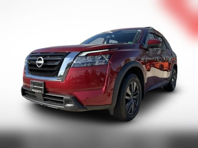 2022 Nissan Pathfinder SV