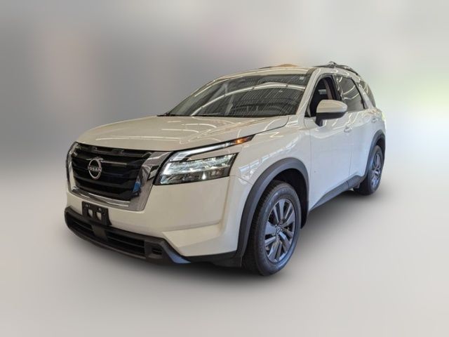 2022 Nissan Pathfinder SV