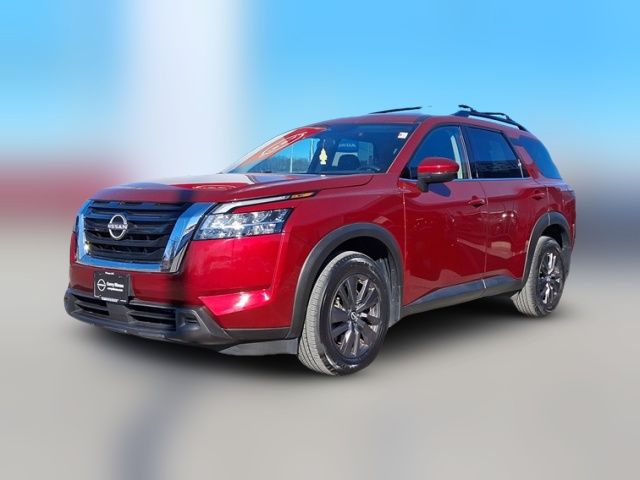 2022 Nissan Pathfinder SV