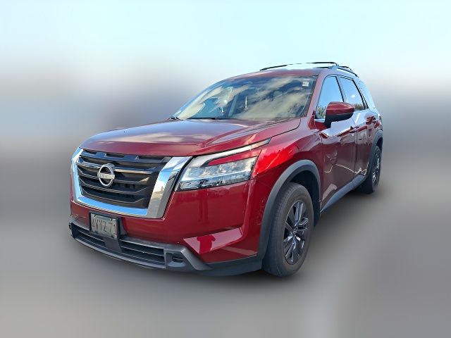 2022 Nissan Pathfinder SV