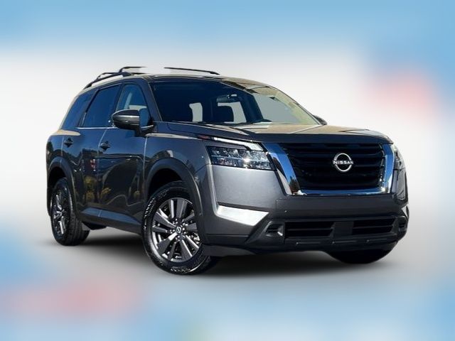 2022 Nissan Pathfinder SV