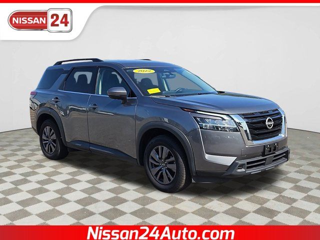 2022 Nissan Pathfinder SV