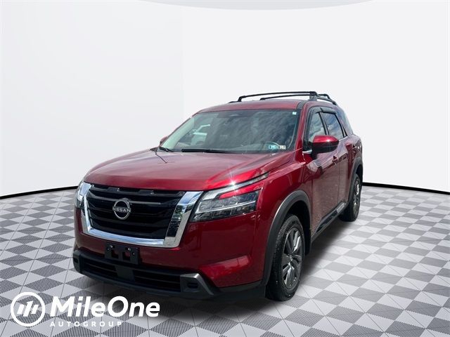 2022 Nissan Pathfinder SV