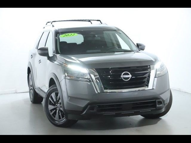 2022 Nissan Pathfinder SV