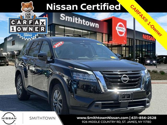 2022 Nissan Pathfinder SV