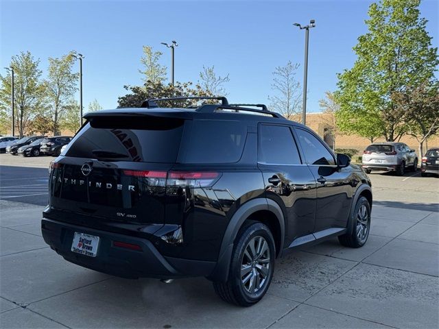 2022 Nissan Pathfinder SV