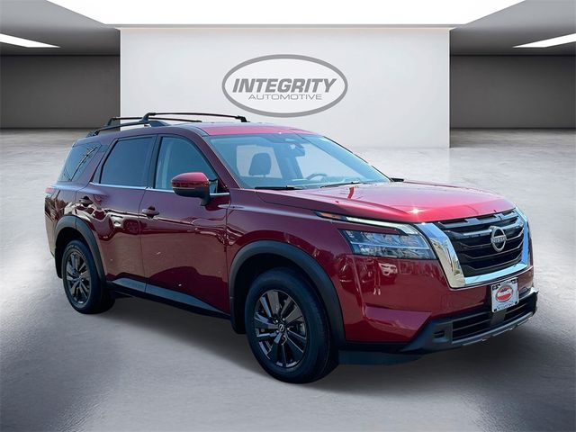 2022 Nissan Pathfinder SV