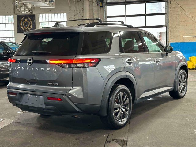 2022 Nissan Pathfinder SV