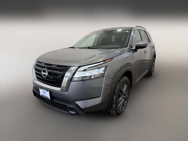 2022 Nissan Pathfinder SV