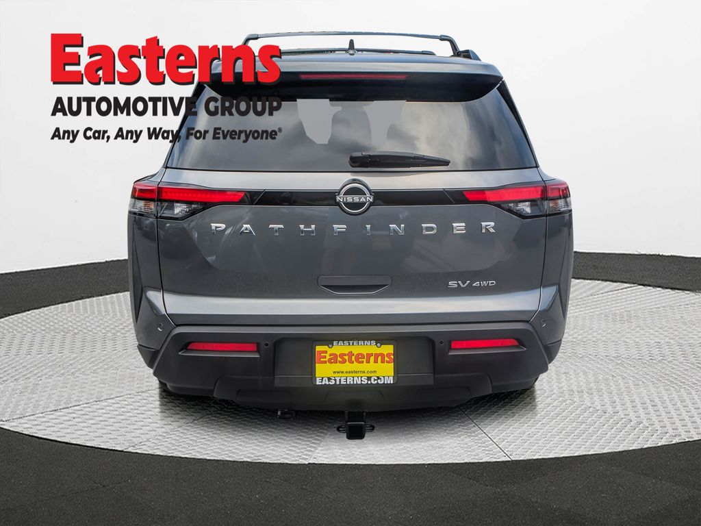 2022 Nissan Pathfinder SV - Photo 10