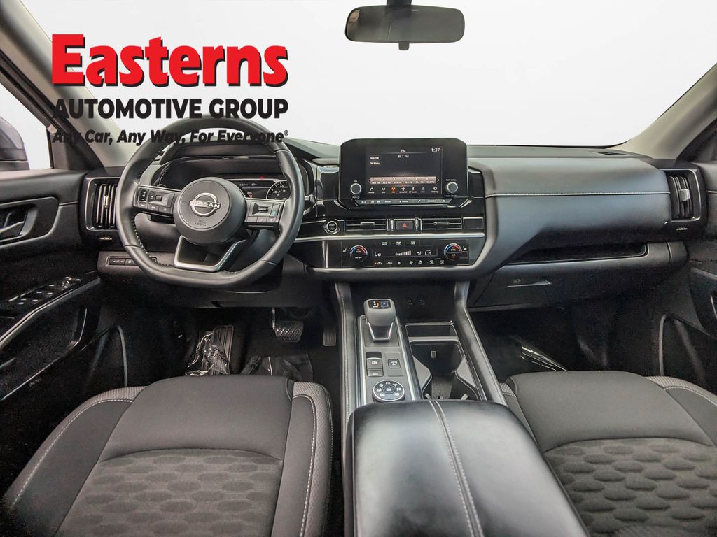 2022 Nissan Pathfinder SV - Photo 20