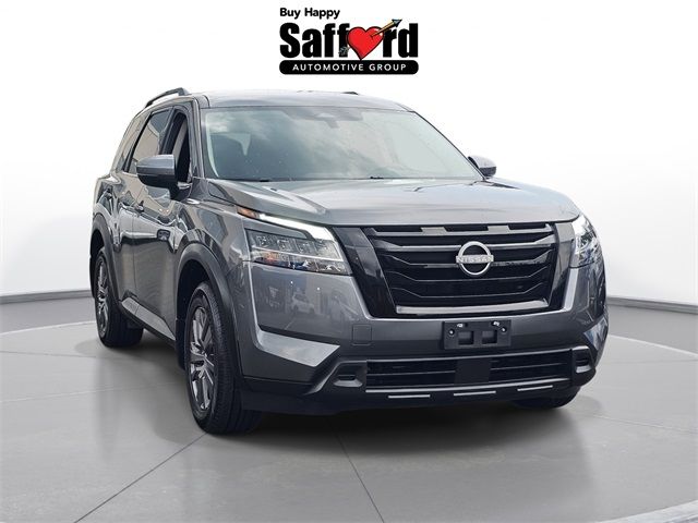2022 Nissan Pathfinder SV