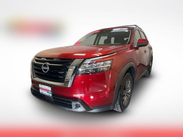 2022 Nissan Pathfinder SV