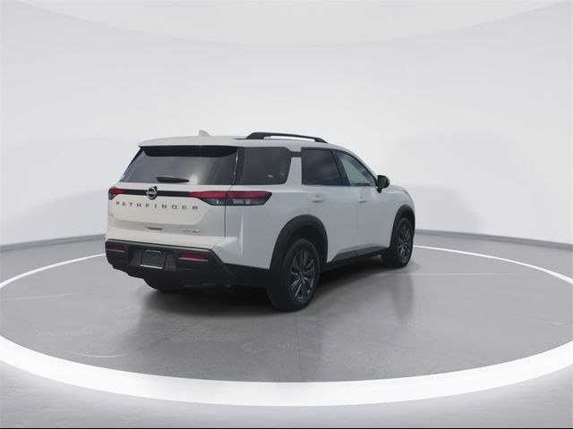 2022 Nissan Pathfinder SV