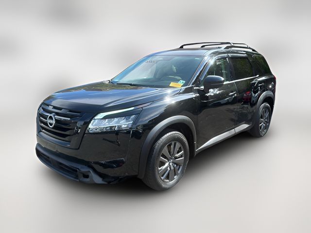 2022 Nissan Pathfinder SV