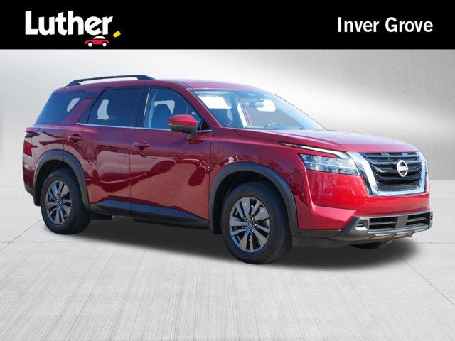 2022 Nissan Pathfinder SV