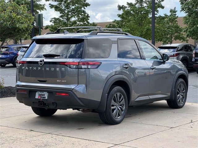 2022 Nissan Pathfinder SV