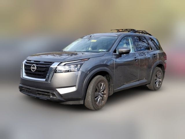 2022 Nissan Pathfinder SV