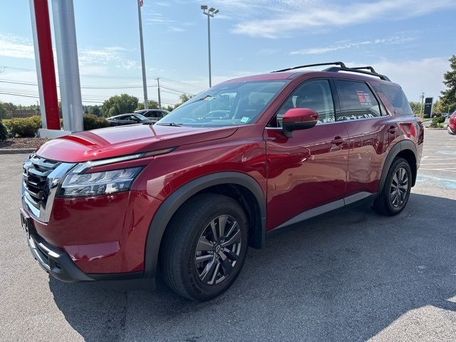 2022 Nissan Pathfinder SV