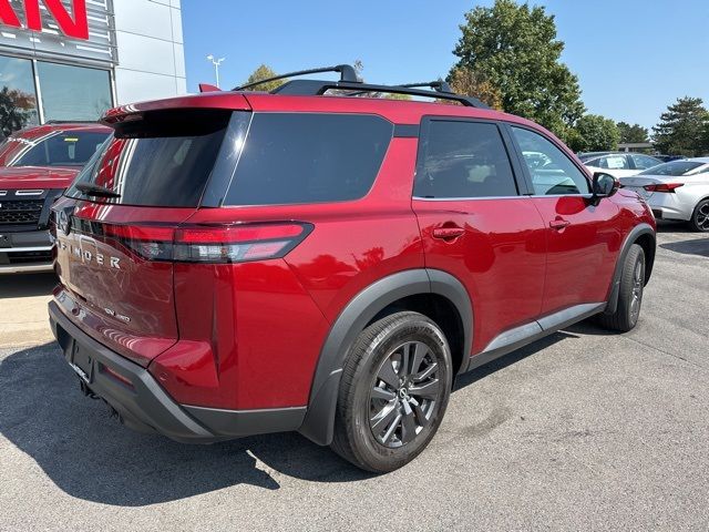 2022 Nissan Pathfinder SV