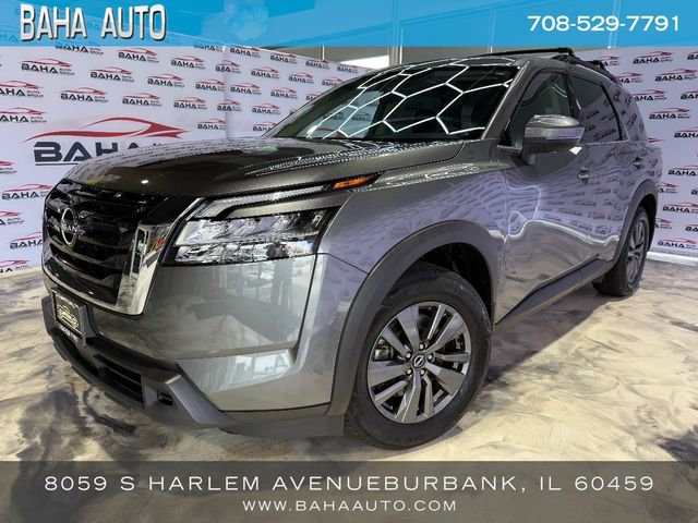 2022 Nissan Pathfinder SV