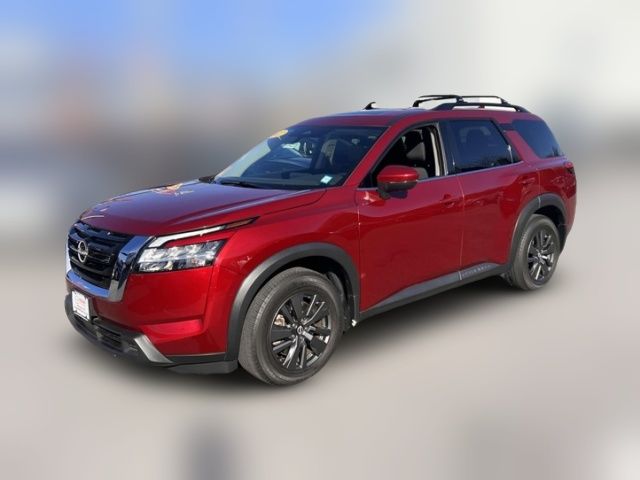 2022 Nissan Pathfinder SV