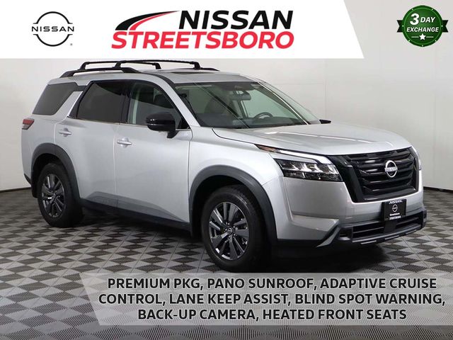 2022 Nissan Pathfinder SV