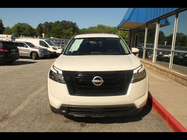 2022 Nissan Pathfinder SV