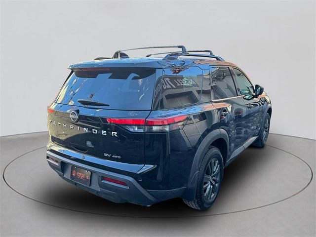 2022 Nissan Pathfinder SV