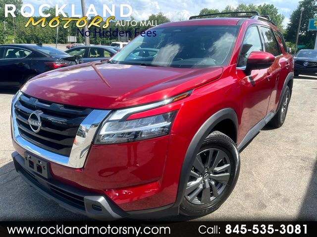 2022 Nissan Pathfinder SV